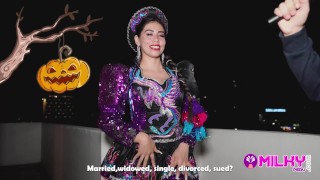 Milf cachonda decide ir a mi apartamento y no a su fiesta de Halloween – Gatidiosa